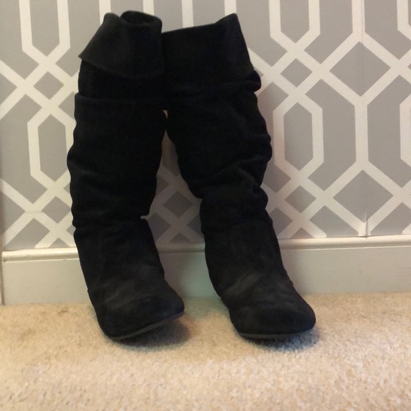 Gianni Bini black suede soft boots - Picture 2 of 8